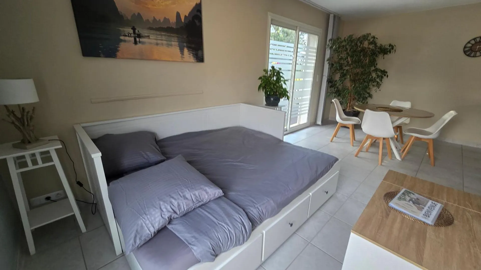 Holiday home Appart Au Calme Avec Acces A La Piscine Partagee De 18H30 A 21H00 Uniquement